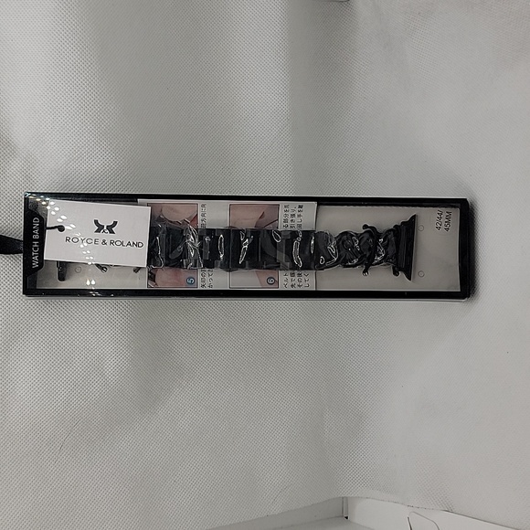 Royce & Roland apple watch band - Picture 3 of 6